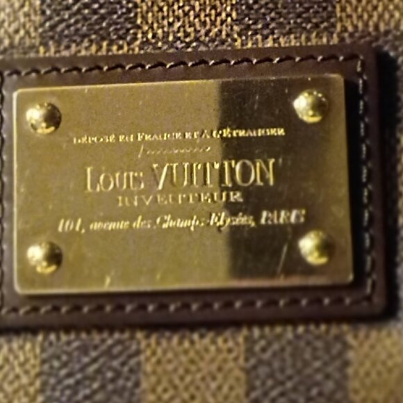 PRISTINE Louis Vuitton Hampstead Damier Ebene - Picture 9 of 16